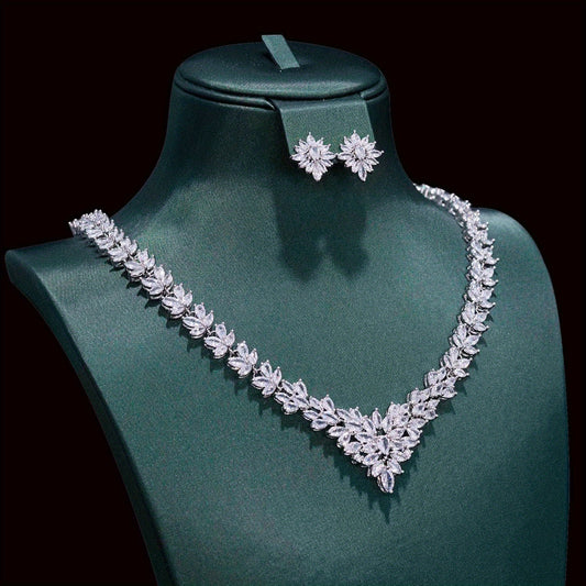925 Silver, Flower Zirconia Jewelry Set Including Necklace And Earrings, Fashionable And Luxurious, Suitable for Weddings And Banquets, Gifts for Mothers, Wives, Female Friends, with Exquisite Gift Box